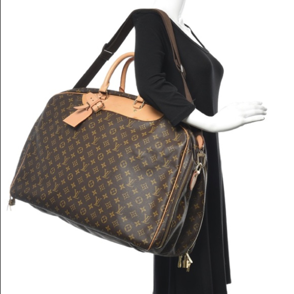 Authentic Louis Vuitton Alize 2 Poches Monogram Travel Bag